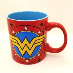 Wonder Woman Coffee Mug Large NWOT 20 oz dishwasher and microwave red bl…